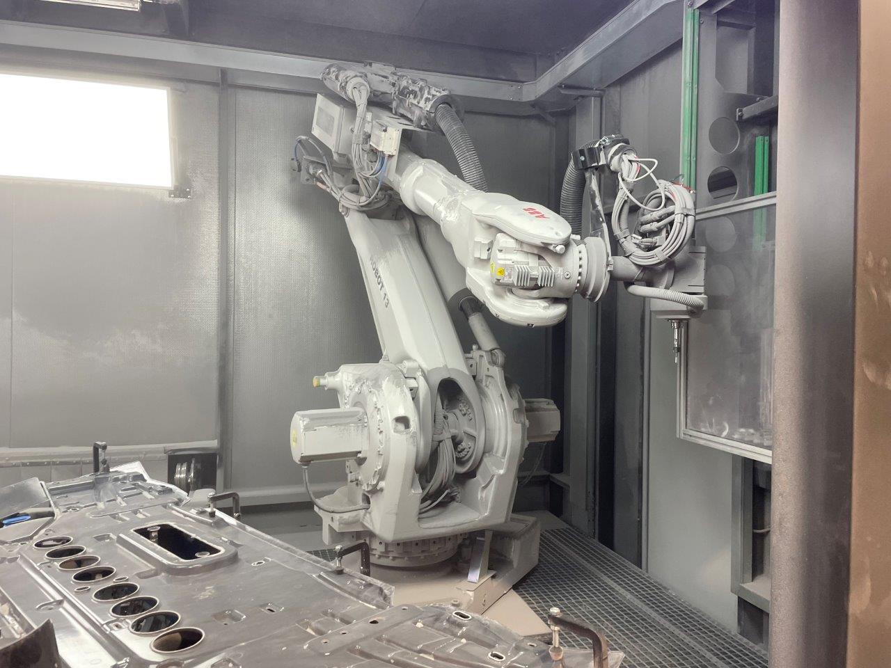 Activos industriales — nave de producción y maquinaria